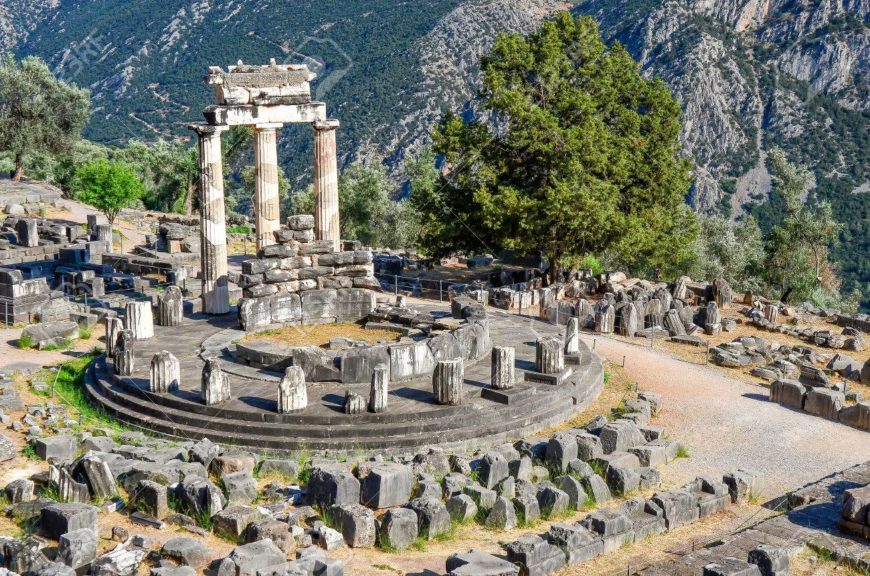 Delphi Day Tour